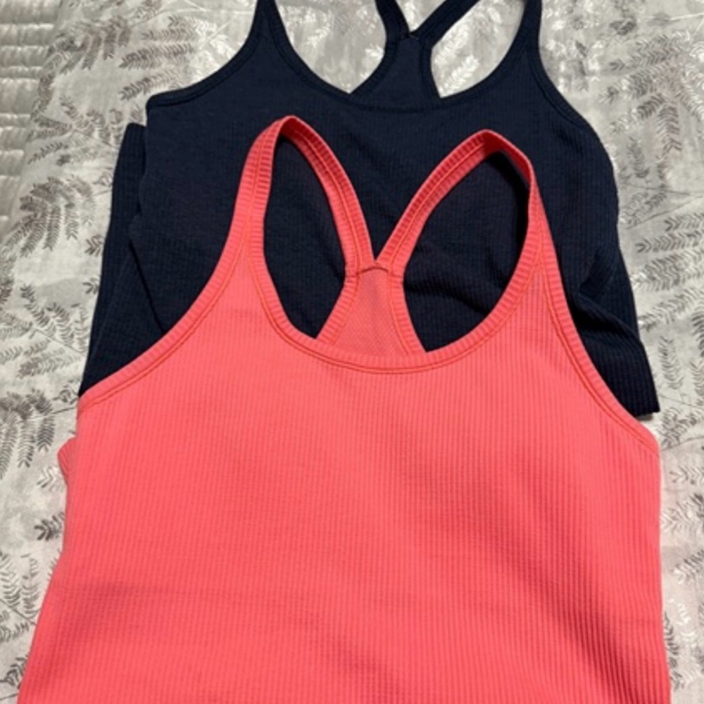 Lululemon ebb to street tanks